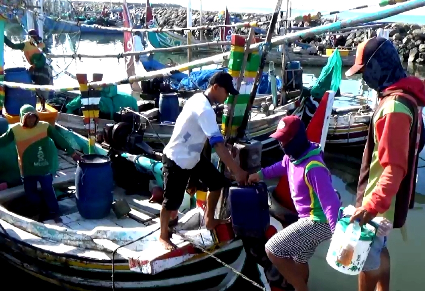 Nelayan di Jawa Timur. (Sariagri/Arief L)