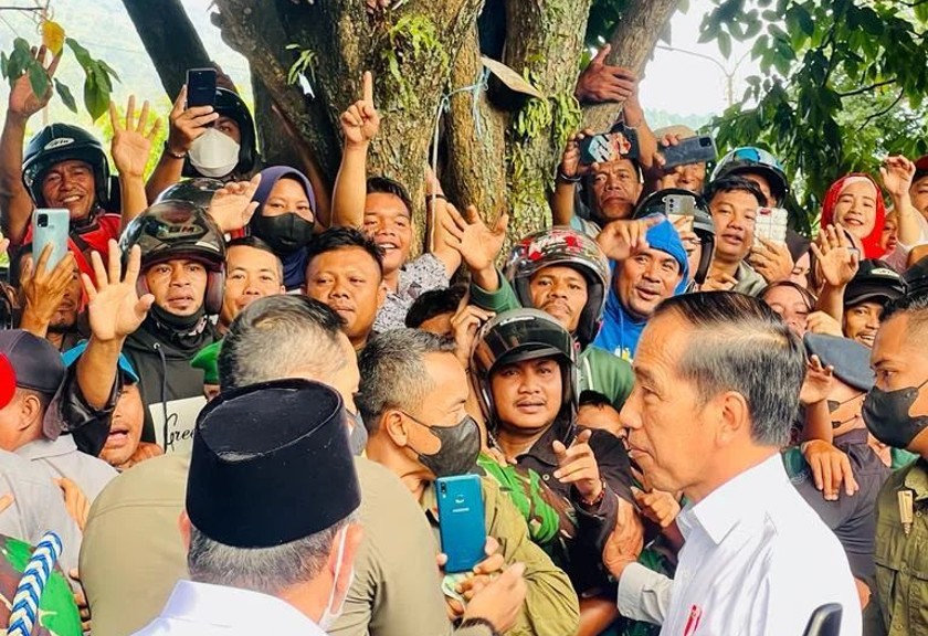 Presiden RI Joko Widodo (Jokowi) mengunjungi Pasar Bahari Berkesan, Kota Ternate, Provinsi Maluku Utara (Instagram)