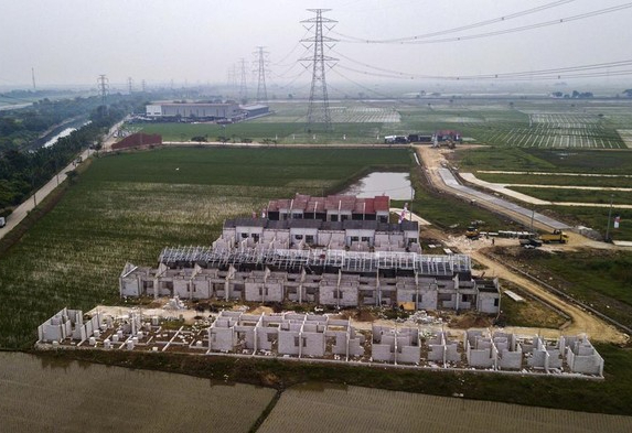 Foto udara pembangunan rumah di Tambun Utara, Kabupaten Bekasi, Jawa Barat.

(Istimewa)