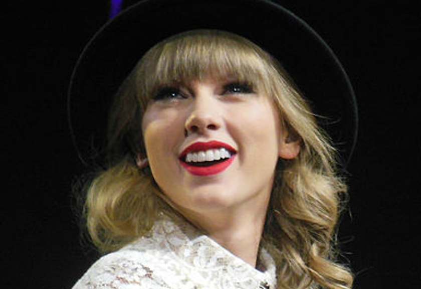 Taylor Swift, penyanyi asal Amerika (Wikimedia Commons)