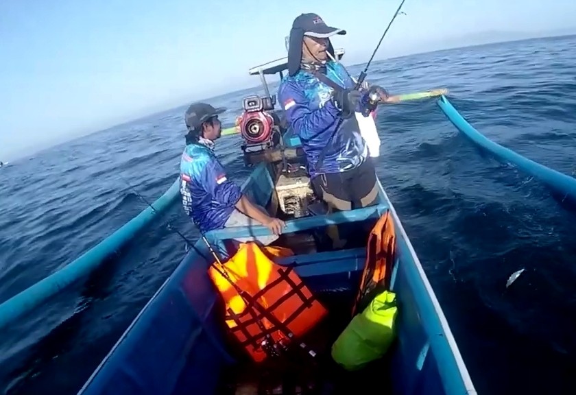 Nelayan mengikuti lomba mancing. (Sariagri/Arief L)