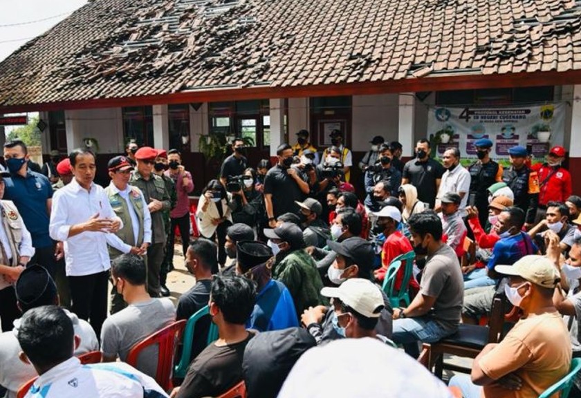Presiden RI Joko Widodo menemui para pengungsi penyintas gempa. (Ant)